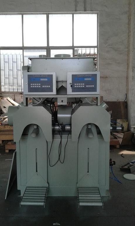 Διπλή μηχανή πλήρωσης τσαντών βαλβίδων σωλήνων τσιμέντου/αργίλου με το ηλεκτρικό γραφείο ελέγχου